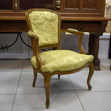 Кресло в стиле Луи XV 