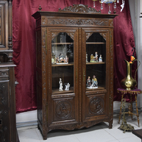 Книжный шкаф в бретонском стиле